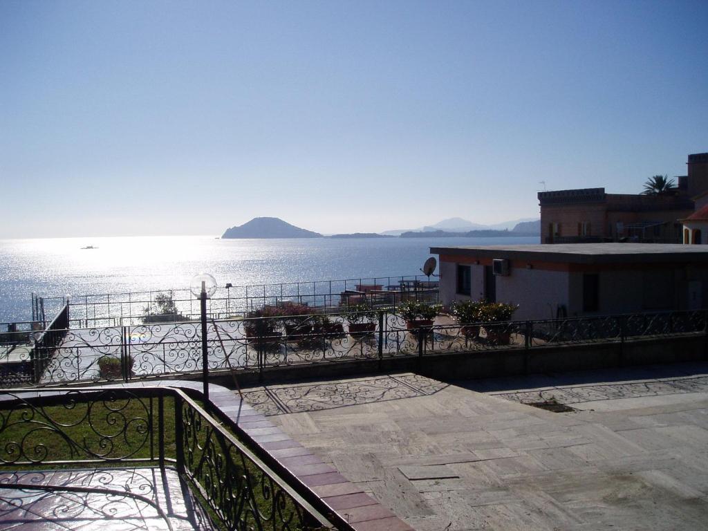 Miramare Residence Ποτσουόλι Εξωτερικό φωτογραφία