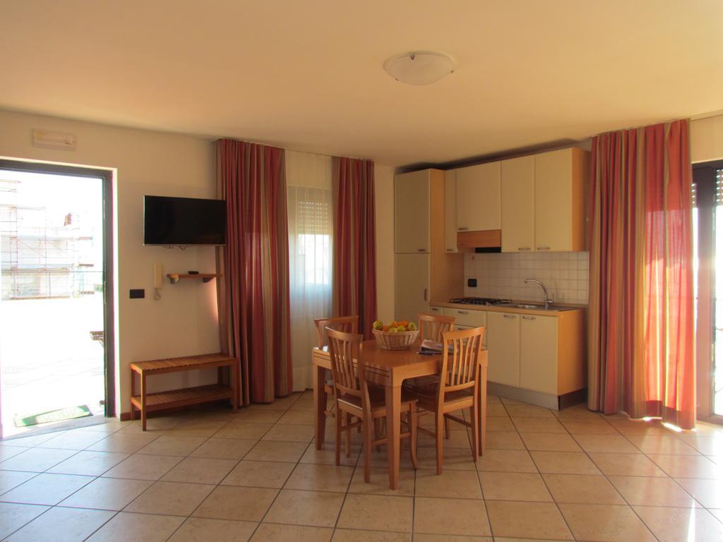 Miramare Residence Ποτσουόλι Εξωτερικό φωτογραφία