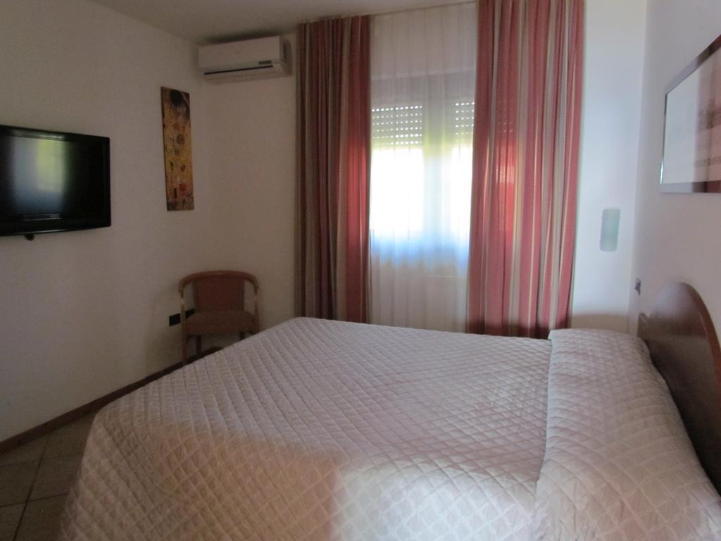Miramare Residence Ποτσουόλι Εξωτερικό φωτογραφία